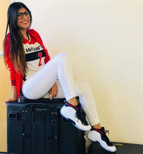 Mia Khalifas playing video game sex by Mia Khalifa